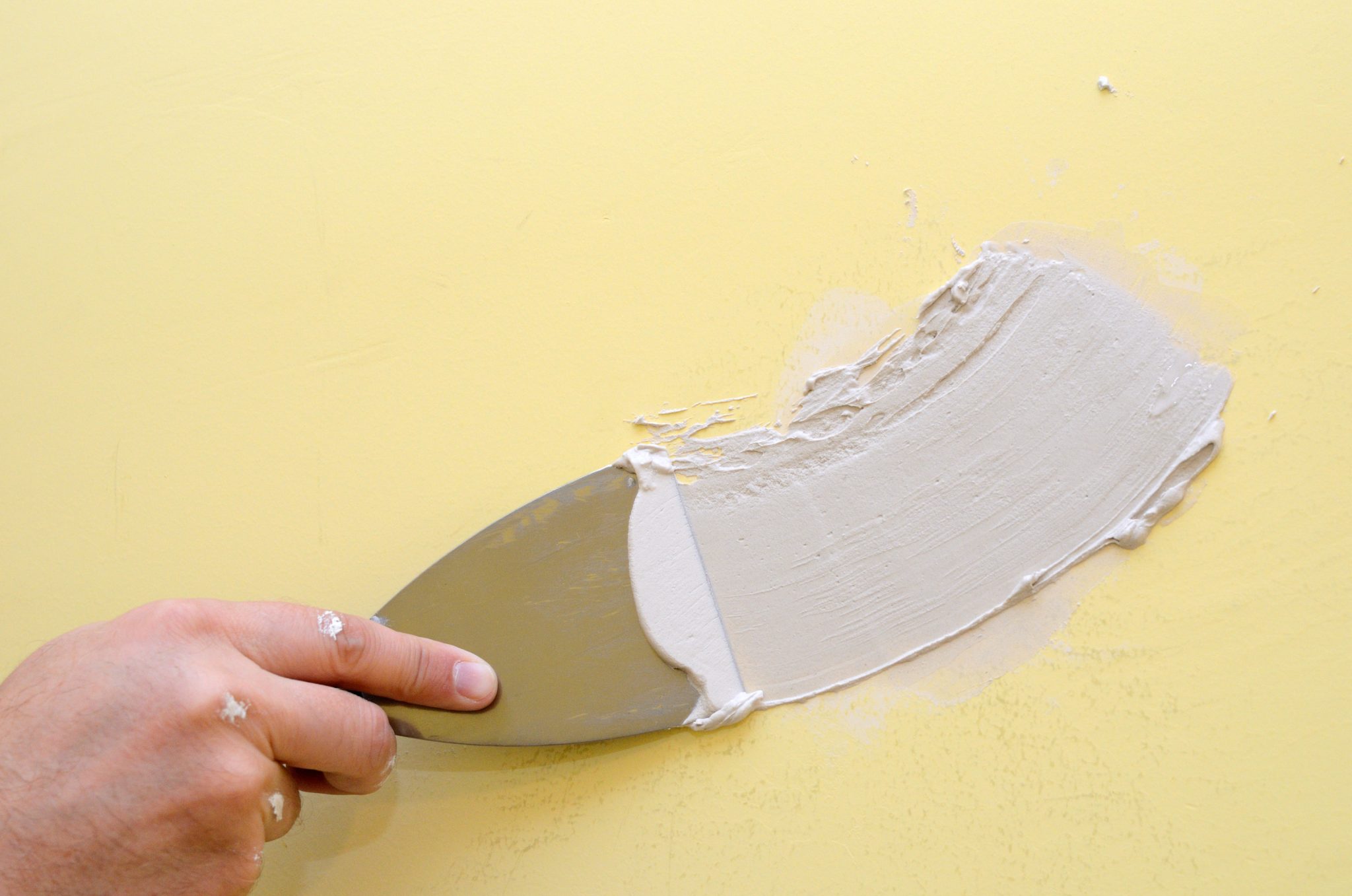 DIY Comment faire un enduit de rebouchage fait maison