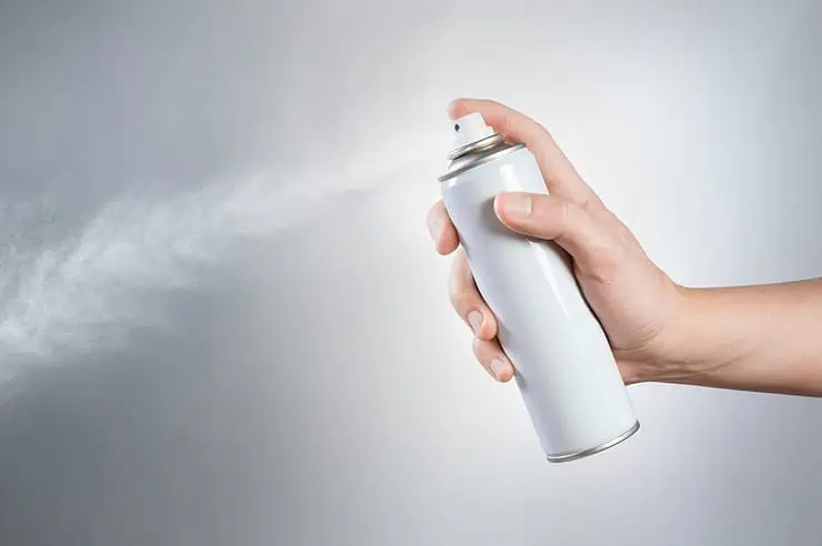 6 astuces pour décoller une étiquette sans laisser de trace