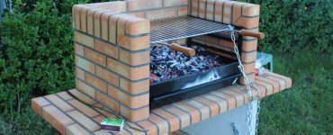 Barbecue extérieur en briques