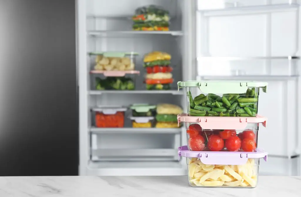 Pensez à bien organiser votre frigo au moment de le remplir, cela vous facilitera la vie !