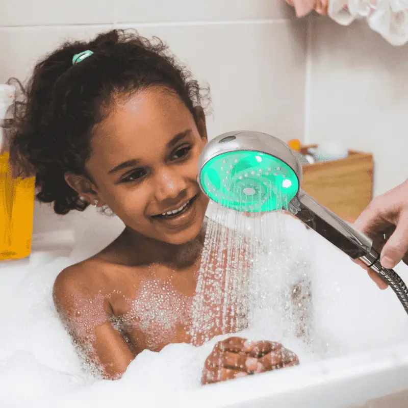 Un pommeau malin qui permet de moins consommer sous la douche