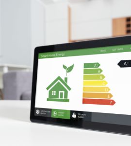 Vue sur une tablette avec une application mobile pour une efficacité énergétique à l'écran