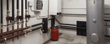 Système de chauffage dans le sous-sol d'une maison