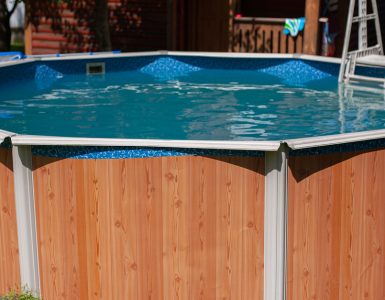 Piscine tubulaire avec revêtement en imitation bois