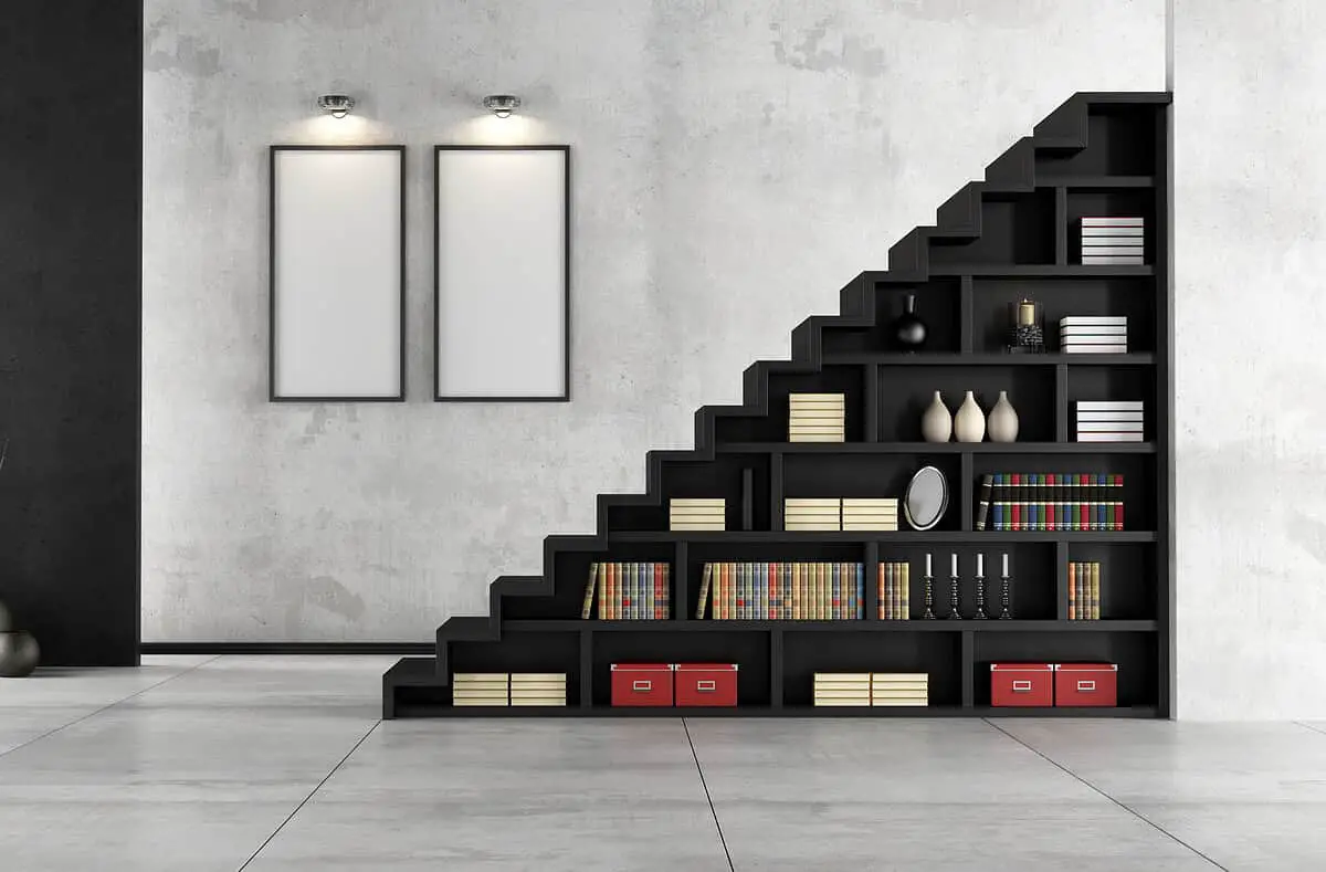 Nos idées pour aménager l’espace sous l’escalier / iStock.com - archideaphoto