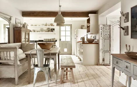 salon à manger rustique et bien aménagée