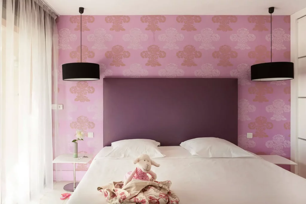 chambre colorée rose et fuchsia