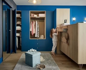 Vue sur l'ensemble du dressing