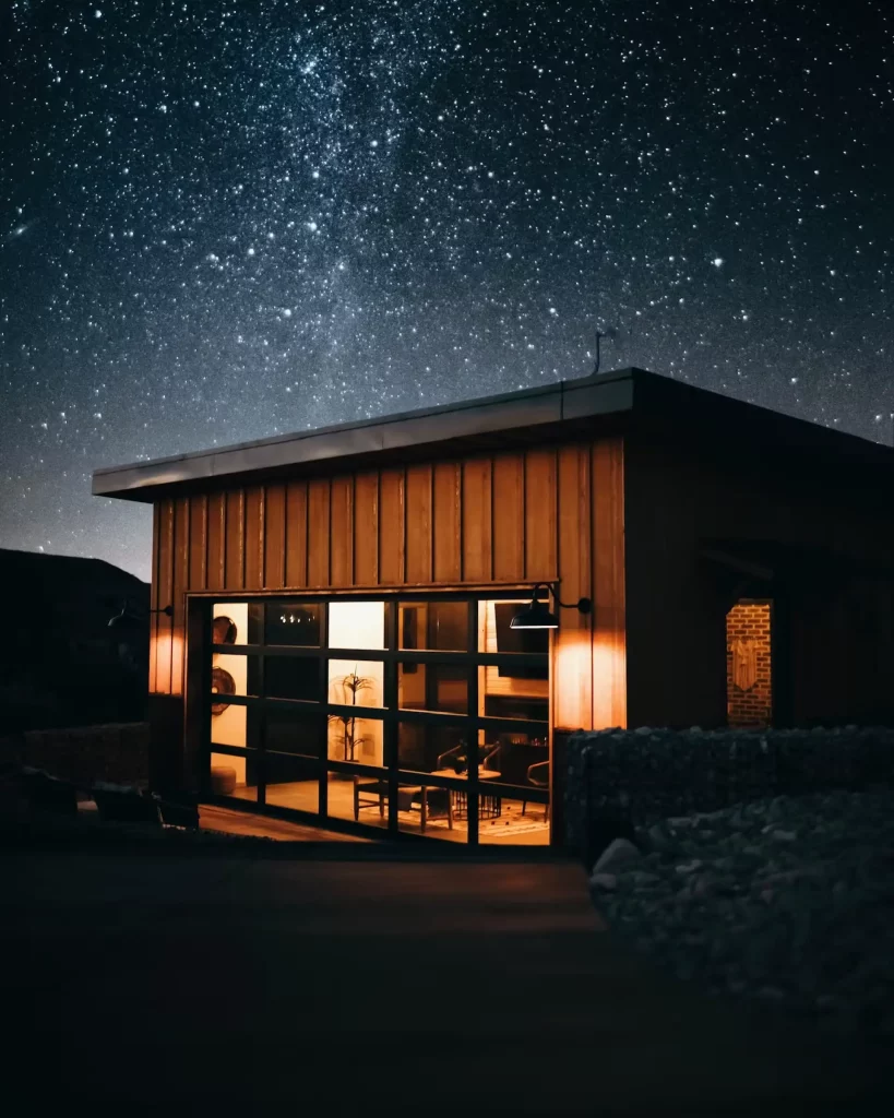 vue de nuit sous les étoiles