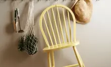 Quelle couleur pour repeindre une chaise en bois ?