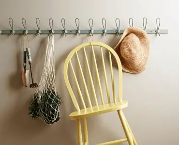 Quelle couleur pour repeindre une chaise en bois ?