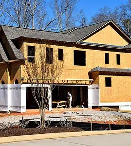 Comment bâtir une maison neuve plus écologique en 2026