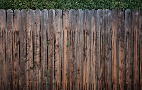 type de clôture en bois pour jardin