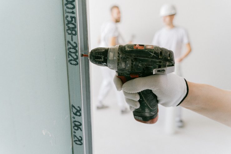 Découvrez comment augmenter votre puissance électrique pendant vos travaux de rénovation